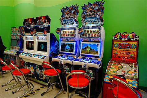 电玩城游戏机大型室整场策划成人投币游戏厅_好邦杰科技-站酷ZCOOL