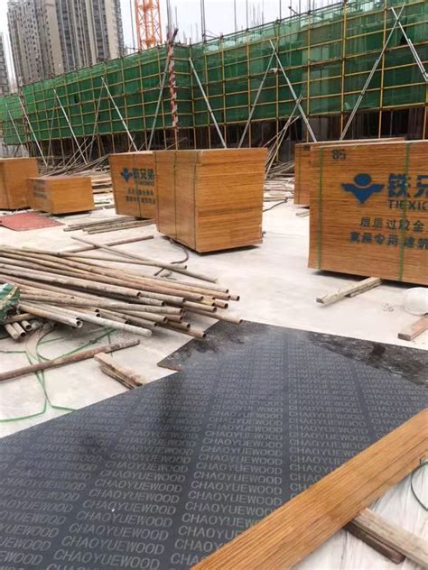 漳州建筑模板厂家荣佳木业为您详细介绍建筑模板生产过程