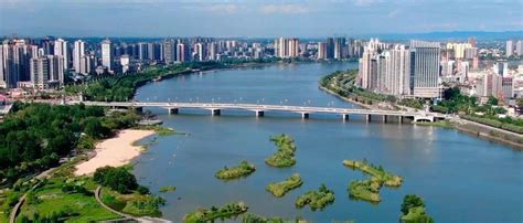 武汉电视台：汉北河的守护者：驱车30公里，徒步沿堤巡河