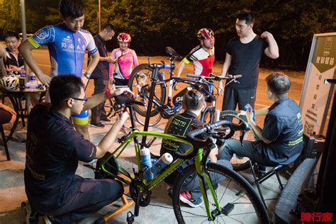 上海车友福利来了 探访Cycleplus夜骑驿站