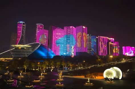 楼宇亮化公司：让城市夜景更美-上海恒心广告集团有限公司