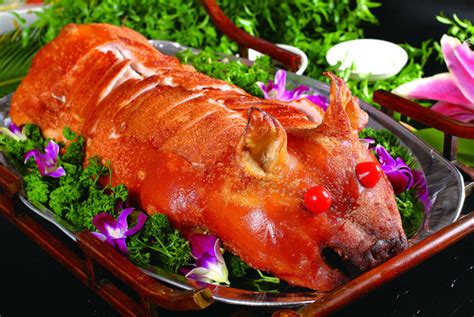 烤乳猪,中国菜系,食品餐饮,摄影,汇图网www.huitu.com