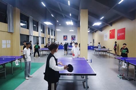 学校第九届新生杯乒乓球联赛圆满落幕-湖北商贸学院