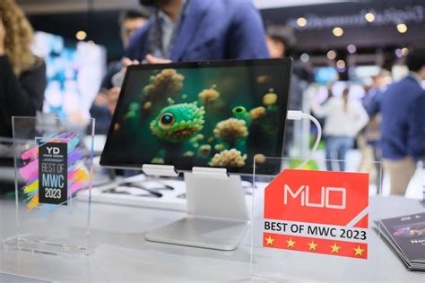 MWC 2023丨中兴发布努比亚 Pad 3D 平板、Neovision Glass 智能 AR 眼镜_平板电脑_什么值得买