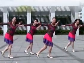 笑春风广场舞《天下最美花舞人间》简单抒情32步教学_腾讯视频