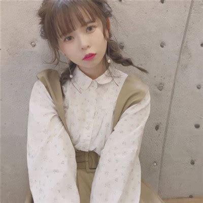 日式甜美女生头像