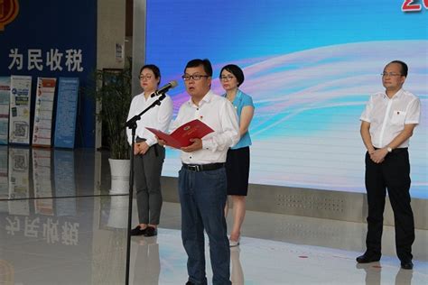 深圳市民政局与贺州市民政局签订三年社会工作发展战略合作协议-政务要闻-深圳市民政局网站