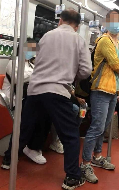 老人强拉女子让爱心座 上海地铁回应：让座非强制 发生矛盾可让工作人员劝阻或报警|老人|强拉-社会资讯-川北在线