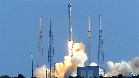 SpaceX 第三次重复利用猎鹰 9 号火箭，将卫星送入太空轨道-36氪