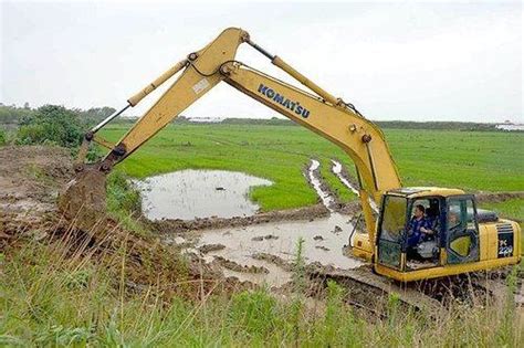 挖掘机操作日常篇：操作技巧与维护保养 - 知乎
