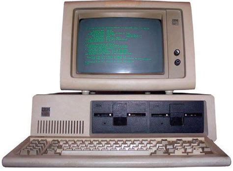 八十年代的老旧电脑配有综合高清图片下载-正版图片503103749-摄图网