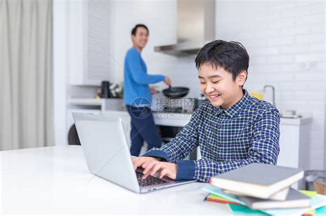 大学生如何选择适合自己的笔记本电脑：京东京造 JDBook