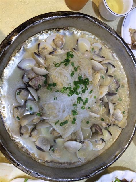 东风饭店底楼的“肯德基家乡鸡”上海人最早的“洋快餐”记忆丨改革开放40周年产品故事