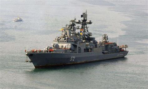 美军舰直逼俄罗斯领海2公里，是误闯还是有意为之？