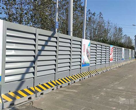 市政标准PVC围挡2.5m高白色款-PVC围挡-深圳市大通建材有限公司专业生产围挡厂家