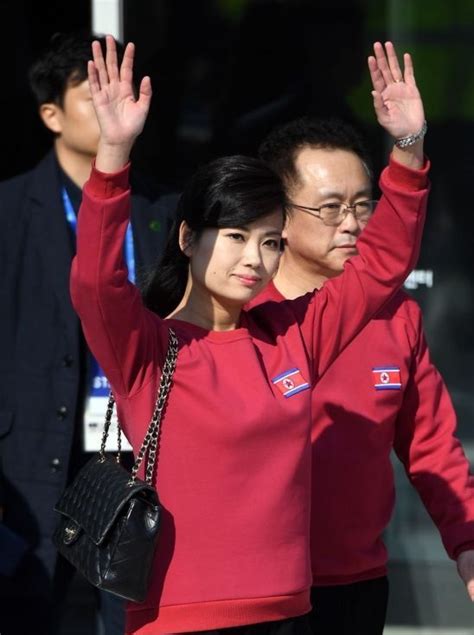 朝鲜艺术团抵韩:玄松月先露面 女团员穿红衣高跟鞋_新闻频道_中国青年网