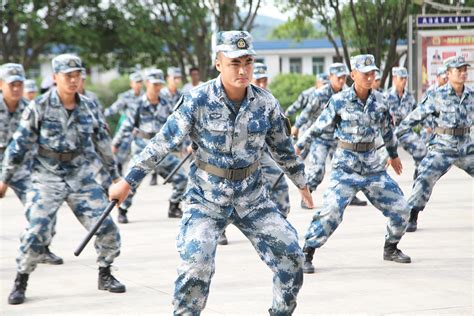 省军区系统开始换发21式军装-锦州医科大学