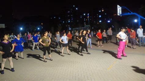 健康快乐跳起来，中南财经政法大学广场舞协会缤纷活动喜庆二十大---2022社团巡礼