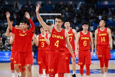 中国男篮不敌希腊：落选赛两连败，37年首次无缘奥运会|南国早报网-广西主流都市新闻门户