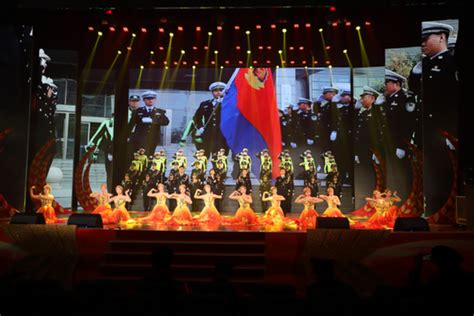 徐州市公安局交警支队举办“人民交警为人民”2021年度总结表彰大会-新华网