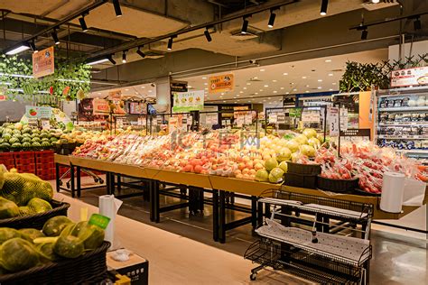 生鲜超市购物卖场摄影图配图高清摄影大图-千库网