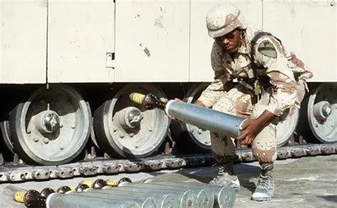 美军在科索沃战争发射31000颗贫铀弹|贫铀弹|科索沃|美军_新浪新闻