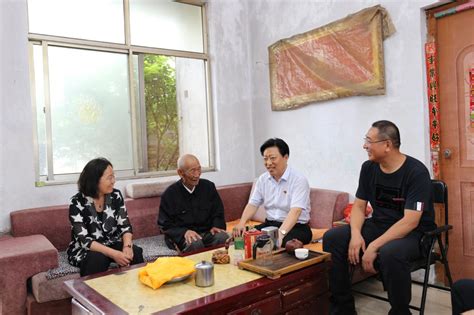 学院到沂南县刘岭王湖村开展走访慰问-山东畜牧兽医职业学院