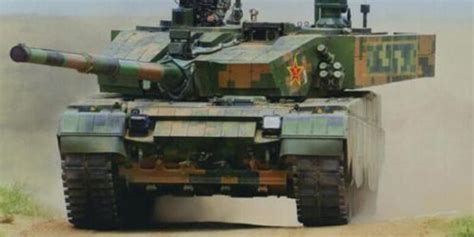 阅兵扫盲班 | 中国99A主战坦克，防护技术让美国人都眼馋 新中国成立70周年大阅兵上，装备方队中打头阵的就是我国自主研发的99A主战坦克 ...