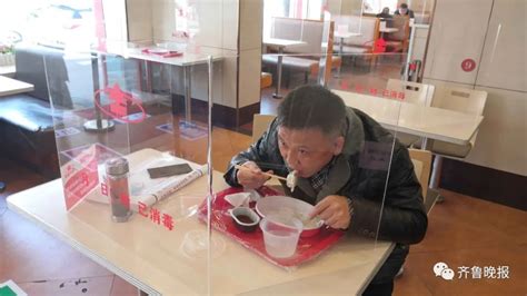 探访疫情下的广州餐饮业：关闭堂食选择外卖对冲，有餐饮店外卖订单增长20% - 21经济网