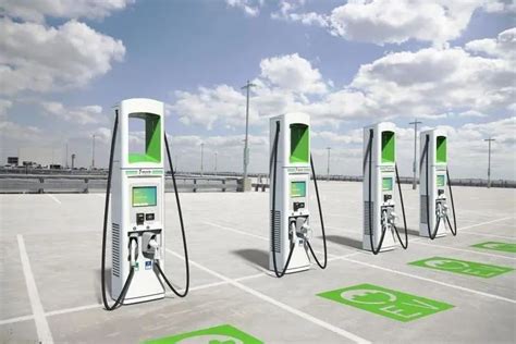 充电桩：新能源车顶层规划开启高速增长-新浪汽车