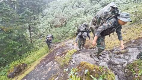 海拔4500多米，边防官兵吃上了自热火锅_京报网