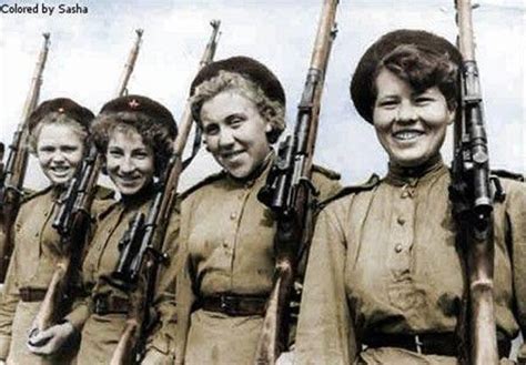 德军手里的苏联女战俘，被折磨被羞辱，遭遇远比你想象得还要惨_女兵_卓娅_女人