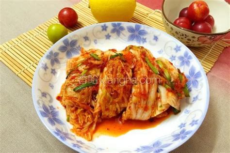 【正宗韩国泡菜（youtube上韩国厨师Maangchi的菜谱）的做法步骤图】aminaaaaa_下厨房