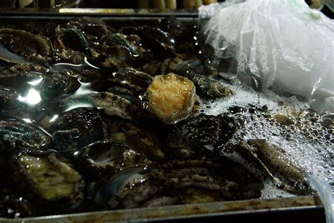 带你看真实的海南三亚海鲜市场，一只大龙虾160元，贵吗？|海鲜|海南|三亚_新浪新闻