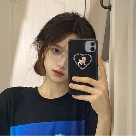 穿古风衣服自拍女生头像