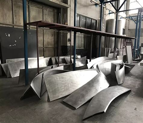 走访广州最好的弧形型材铝方通 仿木纹铝单板厂家-广州澳林莱装饰材料公司|广东绿景建材有限公司