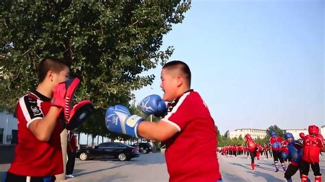 塔沟功夫小胖的拳法训练瞧着都有劲，没准他就是下一个拳王！_腾讯视频