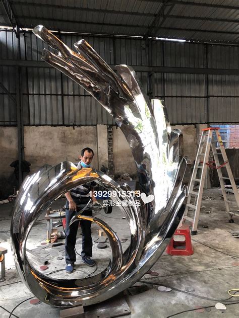 昆明玻璃钢雕塑|昆明奇幻工艺美术品有限公司
