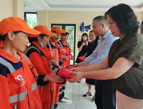 衢州市委组织部两新党建处处长郑胜锋一行来支部调研指导党建工作-荣誉关怀-衢州市新生代企业家联谊会