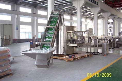 全自动大剂量液体灌装机-上海浩超机械设备有限公司