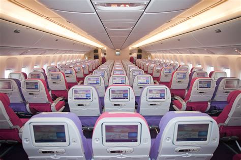 川航接收首架全经济舱飞机 机队规模增至170架 - 民用航空网