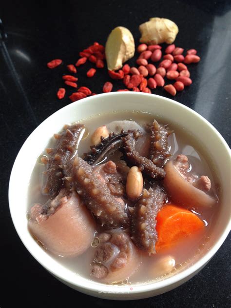 【养肝草养生汤的做法步骤图，怎么做好吃】爱煲汤的小lin_下厨房