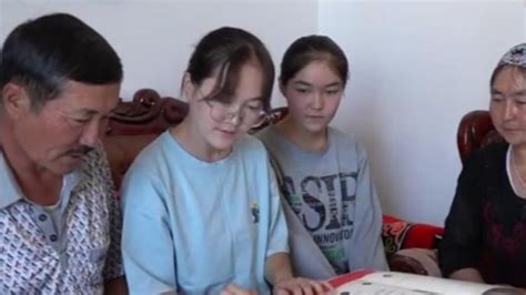 新疆农村女孩高考656分被北大录取：想做记者，会为之努力_@所有人_澎湃新闻-The Paper