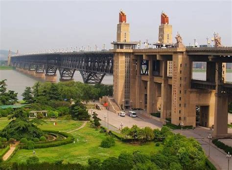 2020武汉长江大桥-旅游攻略-门票-地址-问答-游记点评，武汉旅游旅游景点推荐-去哪儿攻略