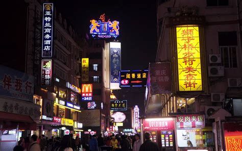 全国十大小吃街排行榜:南京夫子庙第3 第4山东有名的美食街 - 手工客