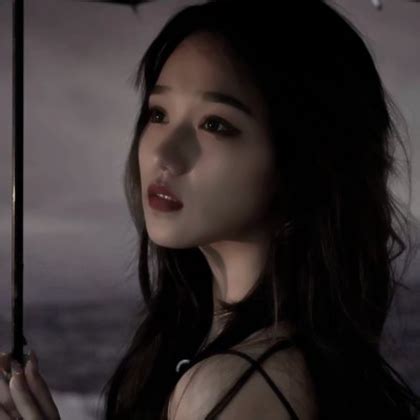 非主流哭的头像女生头像