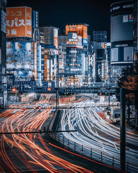 换个角度看东京 小巷里的东京夜景_文章_设计邦-全球最早和最受欢迎的集建筑、工业、科技、艺术、时尚和视觉类的设计媒体手机版