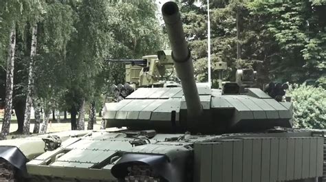 解放军装甲兵第一视角坦克大战 你见过么？--图片频道--人民网