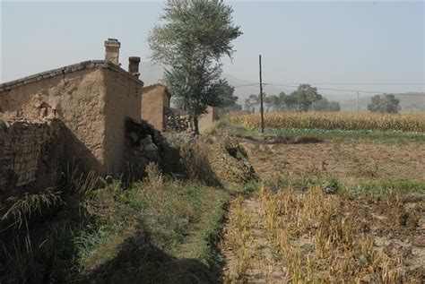 中国长城建筑与地理信息数据库 :: 六道沟长城