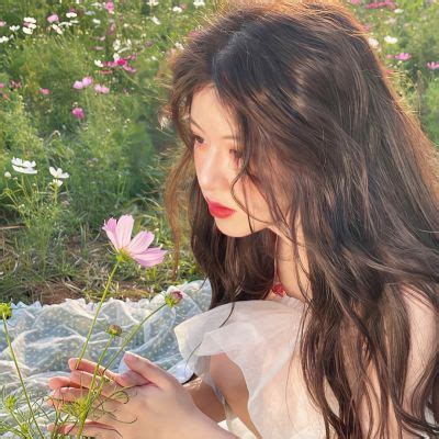 甜美女生头像清冷风真人